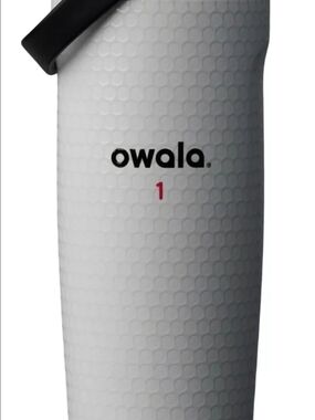 Owala 30 oz  FreeSip Sway Golf Travel Tumbler Water Bottle - Limited - White
